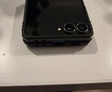 Samsung Z Flip 7 Unlocked