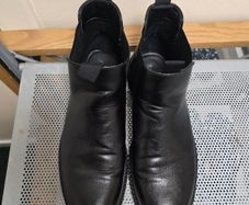 2 Men's shoes in excellent condition