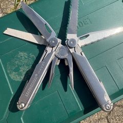 leatherman multitool edc fishing camping pliers USA made Swiss army victorinox