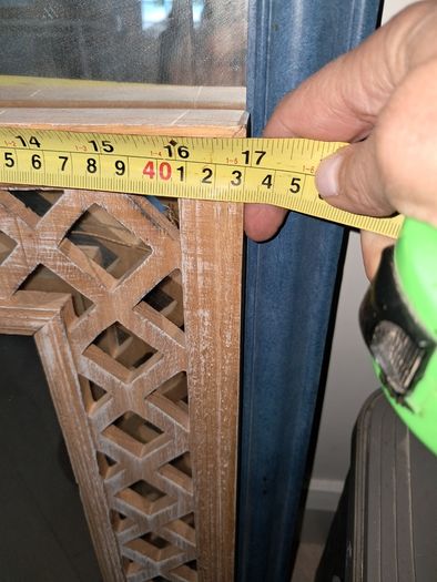 Wall mirror with lattice wood frame