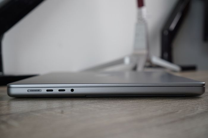MacBook Pro 16" 2021 M1 Pro | 16GB | 512GB