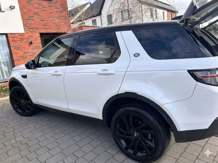 2018 Land Rover Discovery Sport HSE  7 Seater
