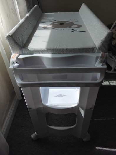 Babylo Bath and Baby Changing Table Koala Green