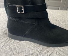 Boots - Genuine UGG Boots - Black (Size UK41 / Us 10)