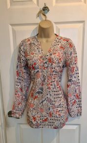 White, Blue and Red Floral Silk and Cotten Mix Tunic Top from M&S size 10