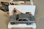 Mercedes 450 SL 1/24 Burago