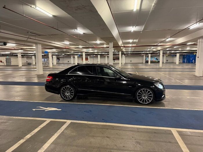Mercedes E350