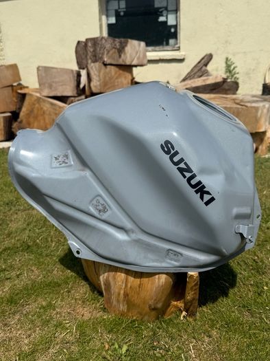 Suzuki gsx s1000 2022 Tank