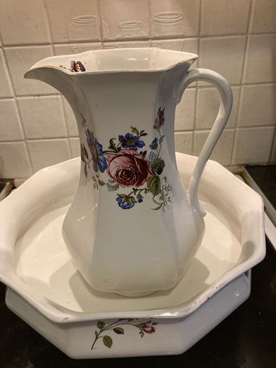 Large Vintage Wash Bowl & Jug