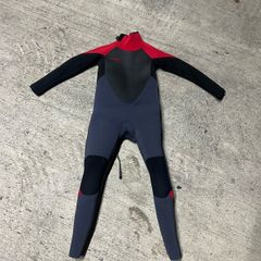 O'Neills kids winter wetsuit size uk 8 5.4 EPIC