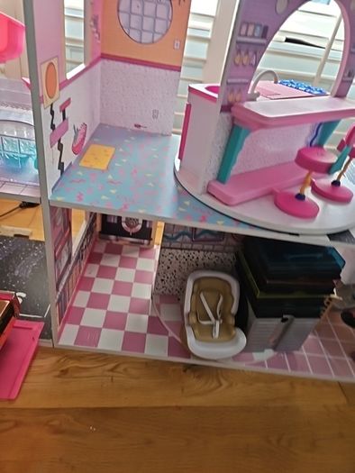 omg doll house