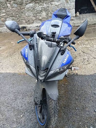 yzf 125 r 2015 breaking only