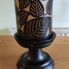 Candle holder