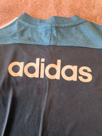 Adidas T-shirt