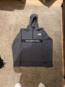 Boys Northface hoodie .