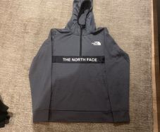 Boys Northface hoodie .