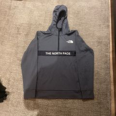 Boys Northface hoodie .