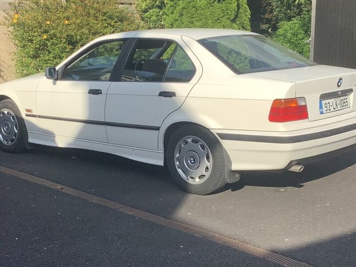 Bmw 3-series 1992- Final Price. No Offers
