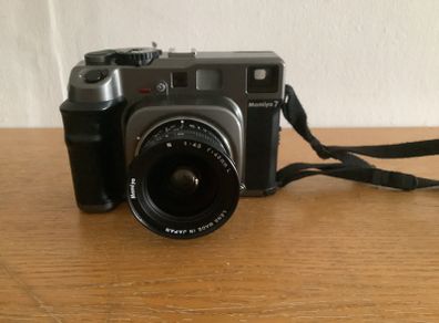 Mamiya 7 Rangefinder, 43mm f4.5 lens, recently serviced
