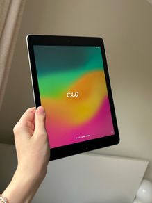 Apple iPad 6th Generation (2018)