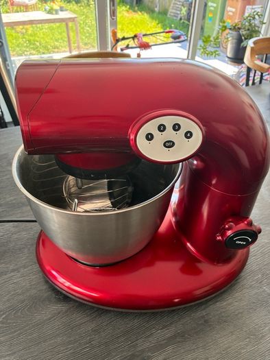 Salter Kitchen Mixer Red