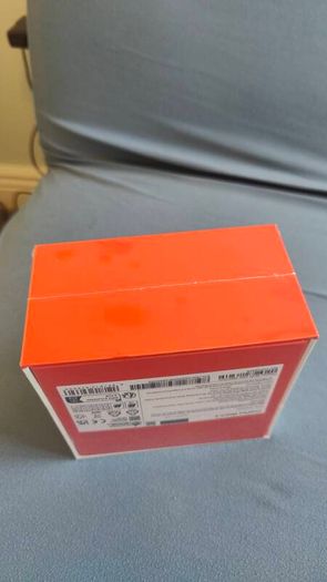 OnePlus smarth Watch 2  still sealed in the original box.