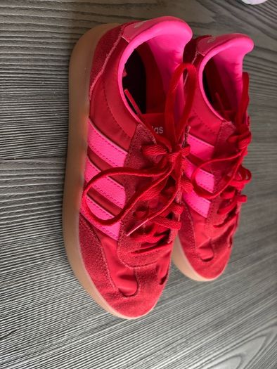 Adidas size Uk3 girls/women