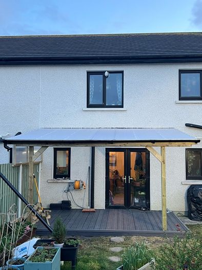 Pergola / lean to house / side passage roof
