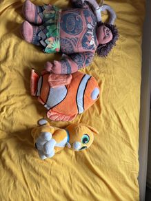 3 Disney store teddies