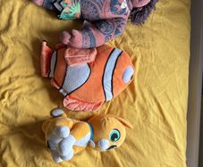 3 Disney store teddies
