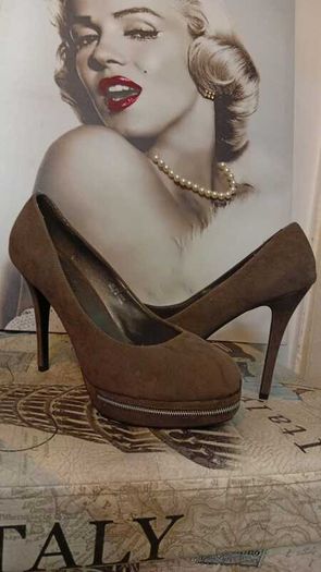 Brown High Heels Size 10