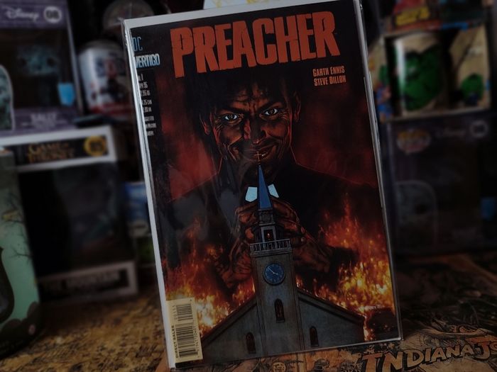 Preacher ! First Issue ! 1st Appearance of Preacher ! HOT COPY ! 1995 ! by Vertigo (DC Comics) !