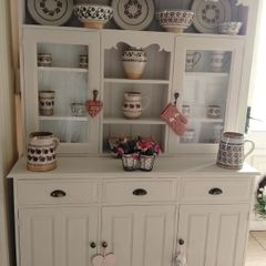 solid kitchen dresser delivery arranged