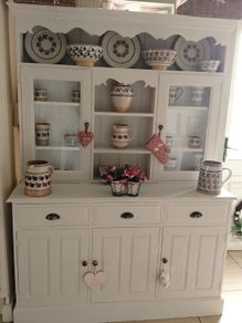 solid kitchen dresser delivery arranged