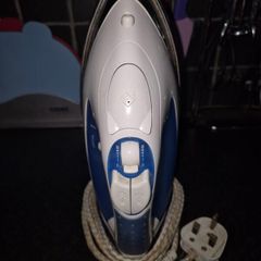 Delta Steam Iron