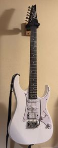 Ibanez Gio GRG 140 -WH electric guitar for sale.