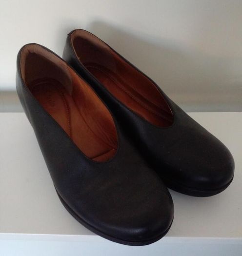 Clarks Platform Shoes size 6