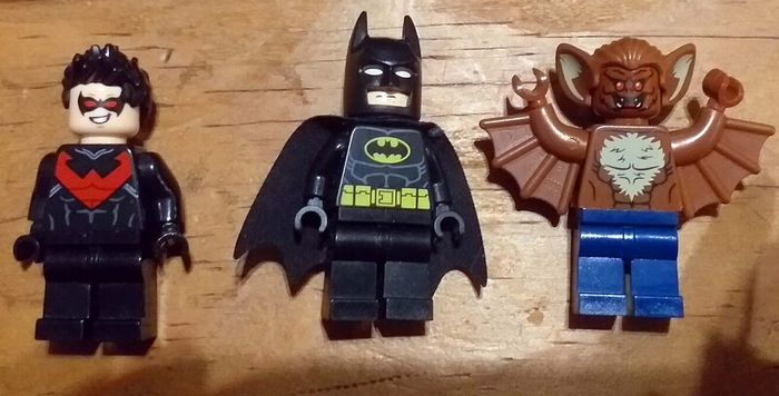 Lego Batman 76011: Man Bat Attack (2014) 100% Complete (NO BOX)