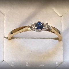 New 18ct Soiid Gold Sapphire And Diamond Ring