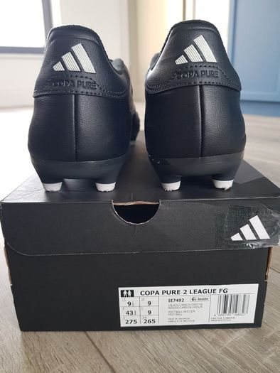 Football Boots UK Size 9