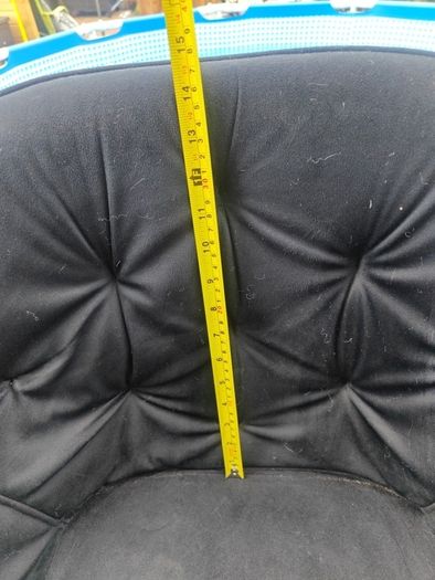 2x bar chairs