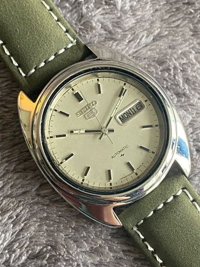 Retro SEIKO Automatic Day/Date Batman case