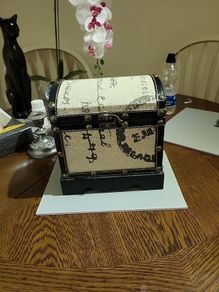 Pirates chest