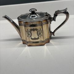 Silver-Plated Victorian Teapot with hinged lid