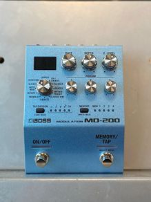 Boss MD200
