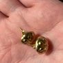 Ladies gold earrings Image 3