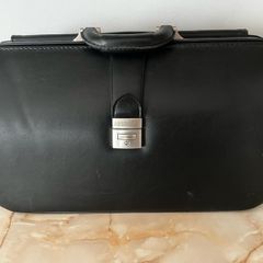Breifcase