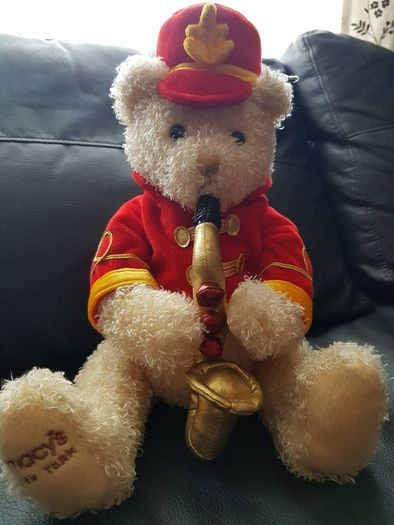 Vintage 2004 Macy's musical teddy bear