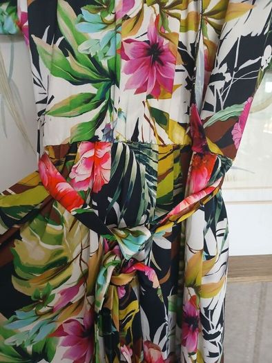 Tia Occasion jumpsuit  brand new with tags