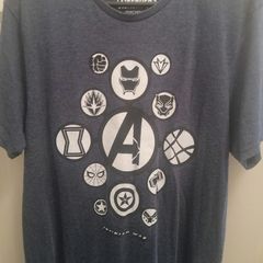 Avengers tee large
